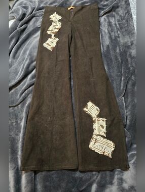 EKOS Brown Pants with Subtle Stitching Size Large
